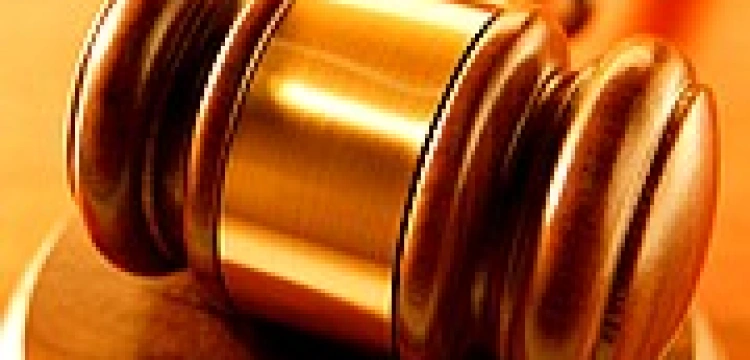 Miała kontakty homoseksualne ze swoją uczennicą. Ale po odbyciu kary będzie mogła się z nią widywać