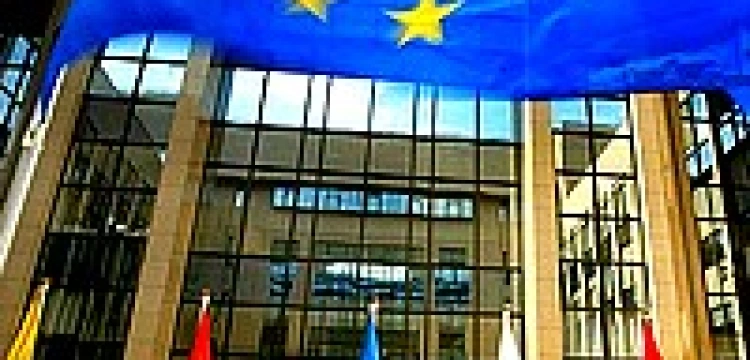 „Traktat lizboński dobry dla dialogu państwa z religią”. Czy na pewno?