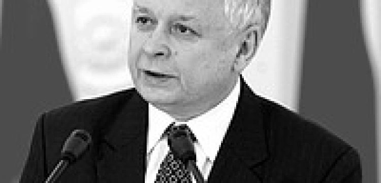 Stolica towarzyszyła Prezydentowi w drodze do pałacu