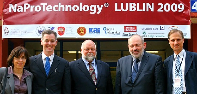 Lekarze przeciw in vitro