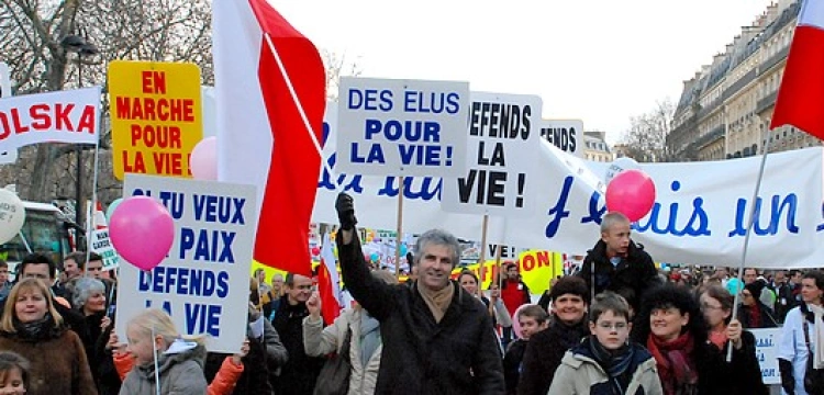 Tysiące obrońców życia w Paryżu. "Nie da się już udawać, że nas nie ma"