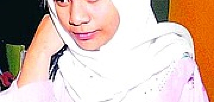 Malezja: Nie wychłoszczą muzułmanki za picie piwa