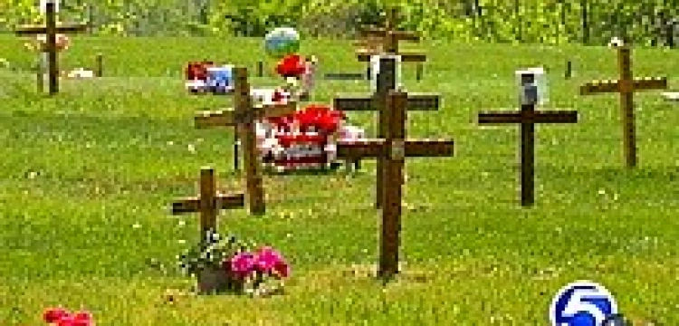 Masz miesiąc na zabranie krzyża z cmentarza, inaczej zostanie on zabrany siłą