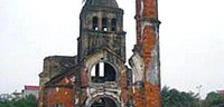 Katolicy spacyfikowani w Wietnamie za obronę kościoła