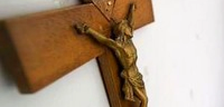 Leser, czy rzeczywiście ateista? Walczy z krzyżami we włoskich sądach