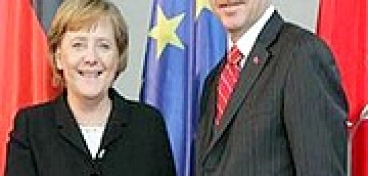Erdogan chce tureckich gimnazjów w Niemczech, Merkel mówi "nie"