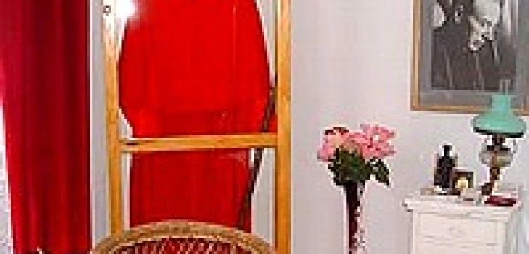 Coraz więcej osób odwiedza miejsce uwięzienia Prymasa Tysiąclecia