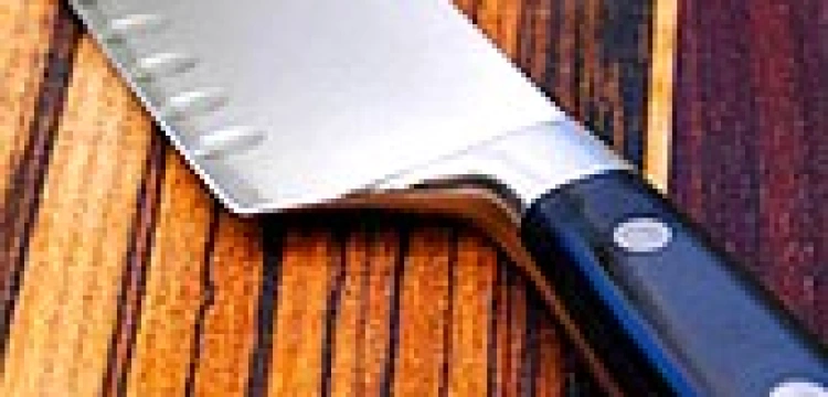 Niemcy: Ojciec zabił córkę - 68 pchnięć nożem za nieprzestrzeganie zasad islamu