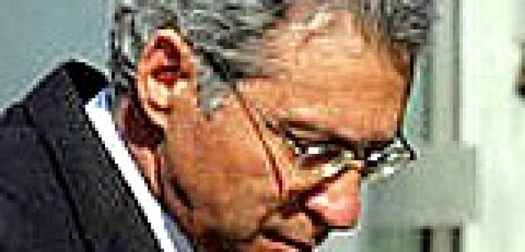 Żydzi pokazują Steinbach widoczny znak