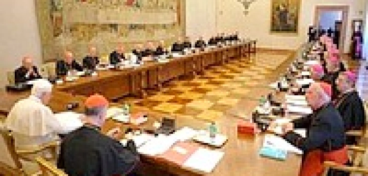 Benedykt XVI: Pedofilia w Kościele to ohydne przestępstwo