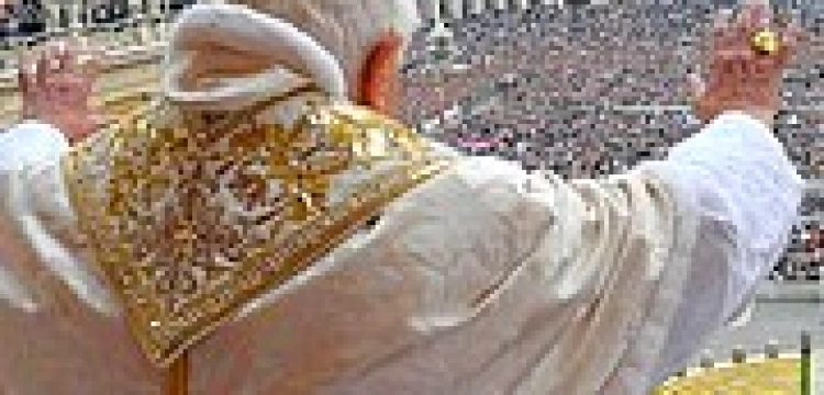 Papieski kamerdyner i jego wspólnicy ekskomunikowani?