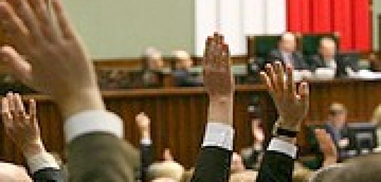 Na Sądzie Bożym bez głosowań. "Jeśli masz poglądy katolickie, pełnij czyny katolickie. Zasłanianie się urzędem to słaby argument"