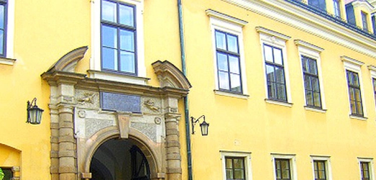 Krakowska kuria wiedziała o skandalach dotyczących kościelnych gruntów