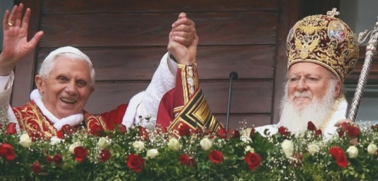 Jeden Kościół pomiędzy patriarchą a papieżem