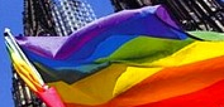 Hymny na homoślubach?