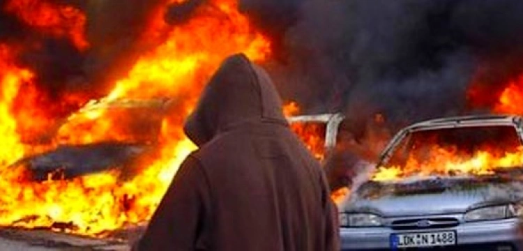 Lewa noga nas skopie?