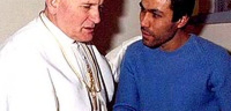 Ali Agca chce się ochrzcić