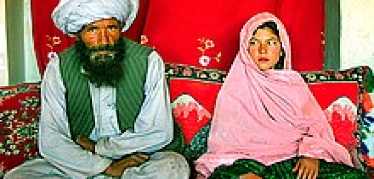 Śluby z dziećmi to nie żadna "kultura" czy "zwyczaj" tylko prawo islamu