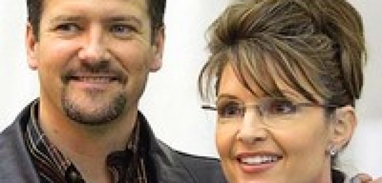 Kolacja z Sarą Palin. Cena wywoławcza: 25 tysięcy dolarów. Kto da więcej?