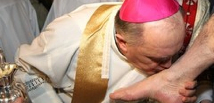 O. Jan Szewek OFMConv: W Wielki Czwartek Chrystus szczególnie przypomina nam, kapłanom, o naszym powołaniu