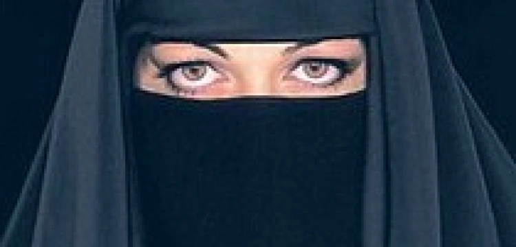 Opłacą mandaty za noszenie burki