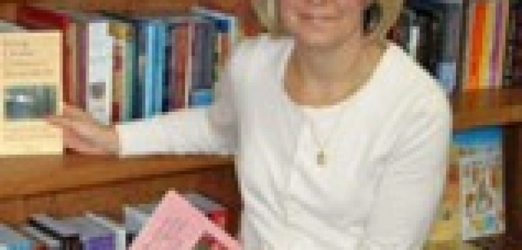 Nie było książek do religii więc sama założyła wydawnictwo