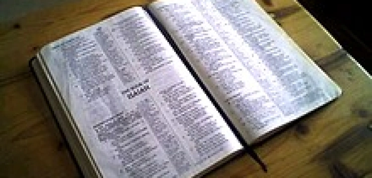 Galeria w Glasgow zaprasza do profanacji Biblii