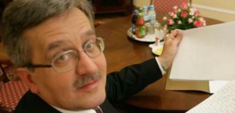 Świetlik: Gnuśny urok żyrandola