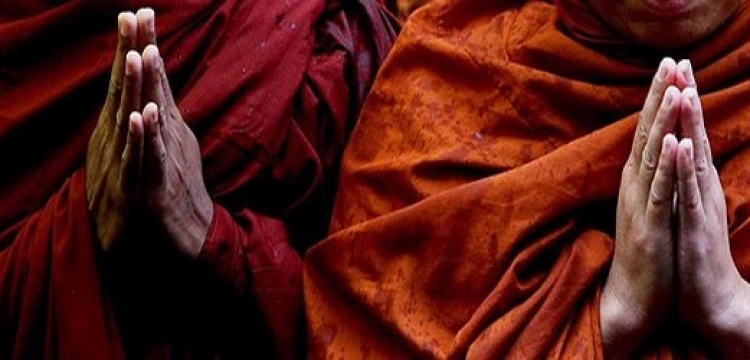 Od egzotyki buddyzmu do wiary w Chrystusa