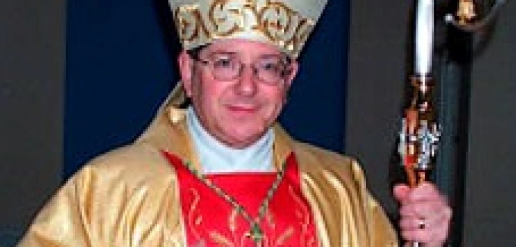 Anglikański biskup: Przechodzę na katolicyzm. Dzięki papieżowi 