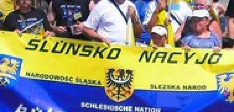 RAŚ wybiera się do senatu