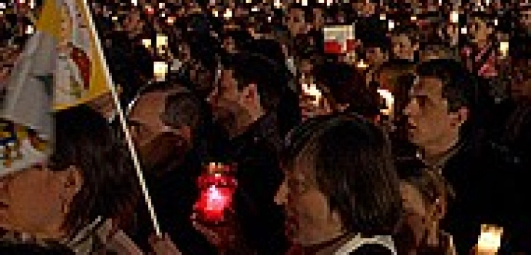 Krakowskie służby usunęły krzyż z Błoni jako „samowolę budowlaną”