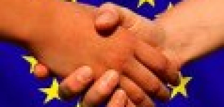 Nie będzie politycznego bojkotu Euro 2012. Bruksela czeka