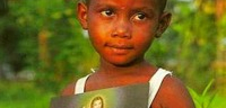 Benedykt XVI: Nie ma nic piękniejszego od przekazywania wiary w Chrystusa