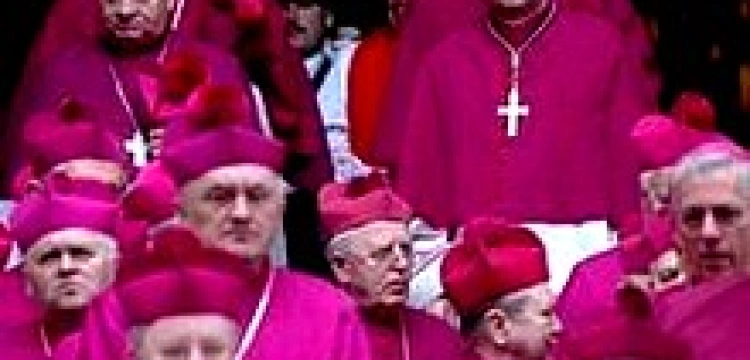 „Przedwyborcza propaganda w kościołach”, czyli opinie biskupów w soczewce „Gazety Wyborczej”