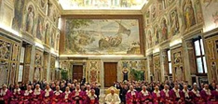 Orzeczenia nieważności małżeństwa muszą szanować prawdę - przypomina Benedykt XVI