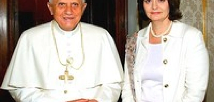 Ateiści chcą kary dla Cherie Blair. Zbyt łagodnie potraktowała muzułmanina