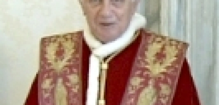 Papież zdymisjonował liberalnego biskupa