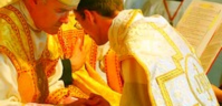 Protesty przeciwko święceniom lefebrystów - dlaczego akurat teraz?