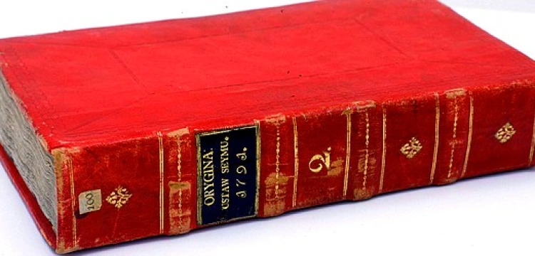 Kochanowski zgłosił trzy projekty konstytucji, Staniłko je omawia