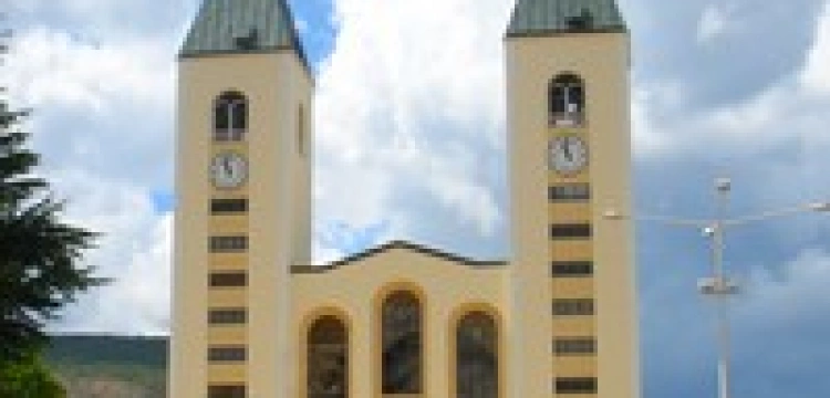 O. Bravi: Sytuacja o. Vlasica to nie decyzja w sprawie objawień z Medjugorje