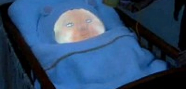 Robot - niemowlę lekiem na bezdzietność Japończyków? 