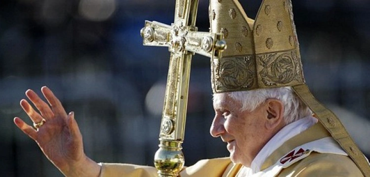 Komunikat Benedykta XVI