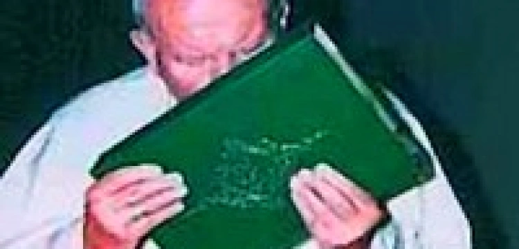 Bp Pieronek: Część dziennkarzy szkodzi beatyfikacji Jana Pawła II