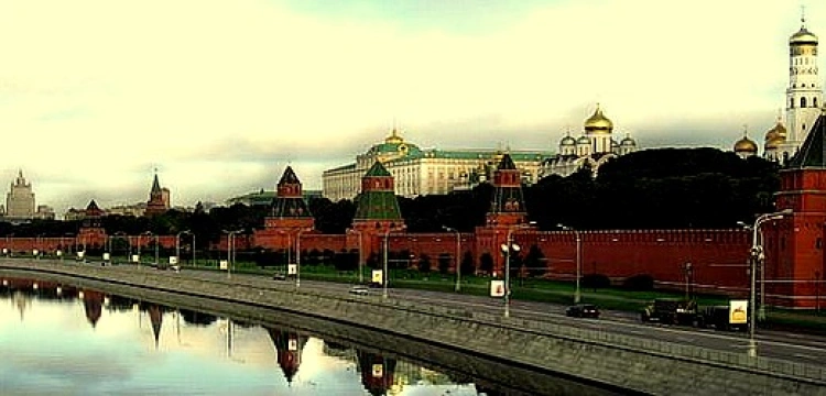 Rosja 2010: Car Putin, fantasta Miedwiediew i tradycjonalista Cyryl