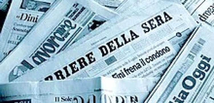 Kard. Dziwisz we włoskiej prasie broni kard. Sepe 