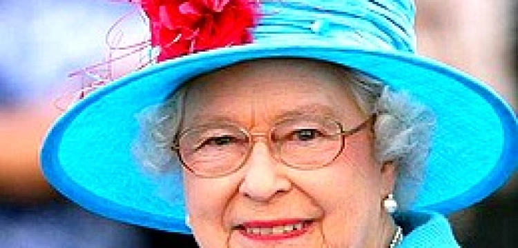 Brytyjska królowa chętnie ugości Papieża