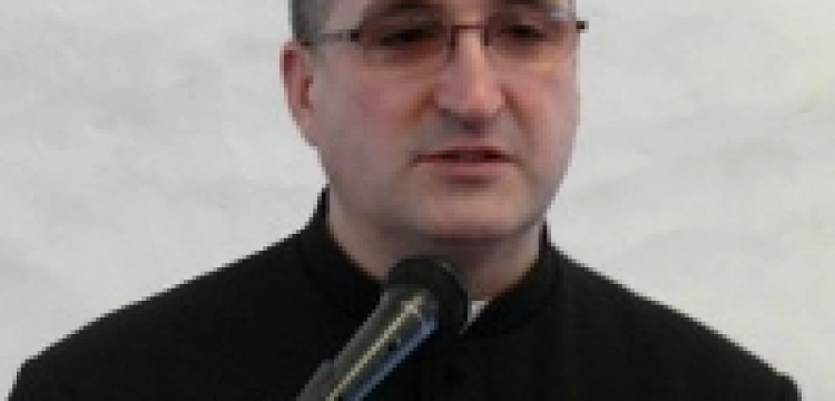 Ks. Błaszczyk: Szaleństwem jest ta ekshumacja
