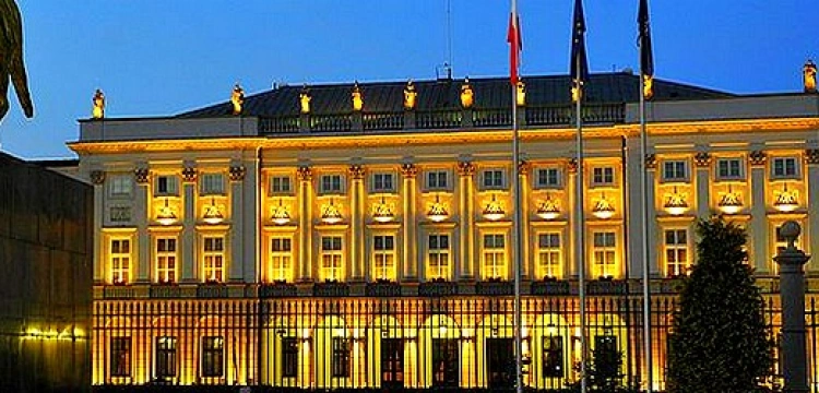 Prezydent-elekt zbiera ekipę. Liczy się stara gwardia