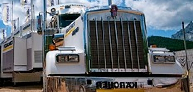 Ciężarówka z przesłaniem 